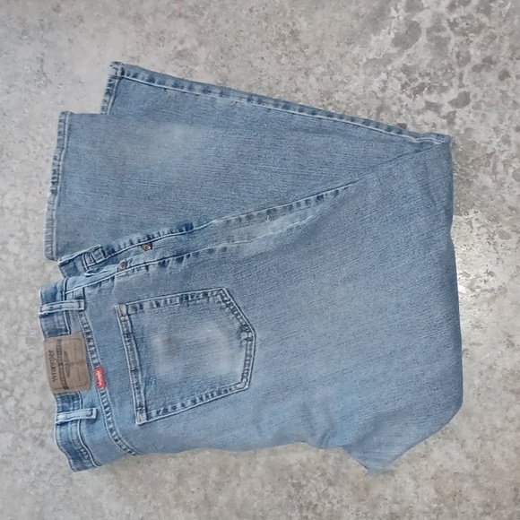 Wrangler Other - Wrangler denim jeans size 44 x 29
